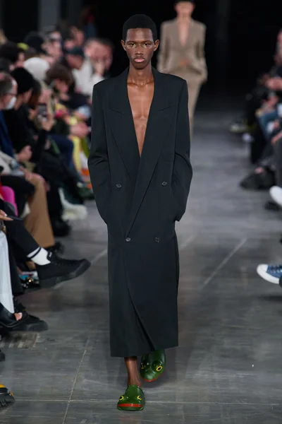 Look 23
